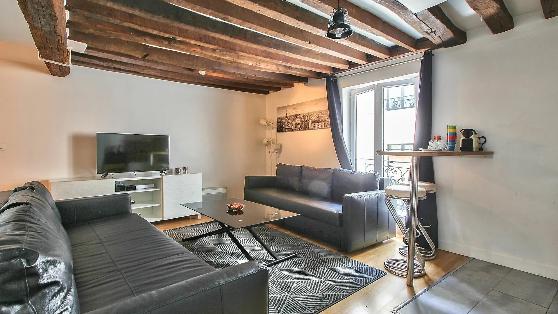 47 - Flat Rex Grands Boulevards 3G Paris